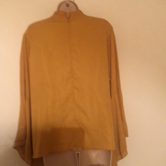 Woman’s Vivid long sleeve blouse with pearl key hole bell sleeves - Picture 9 of 13